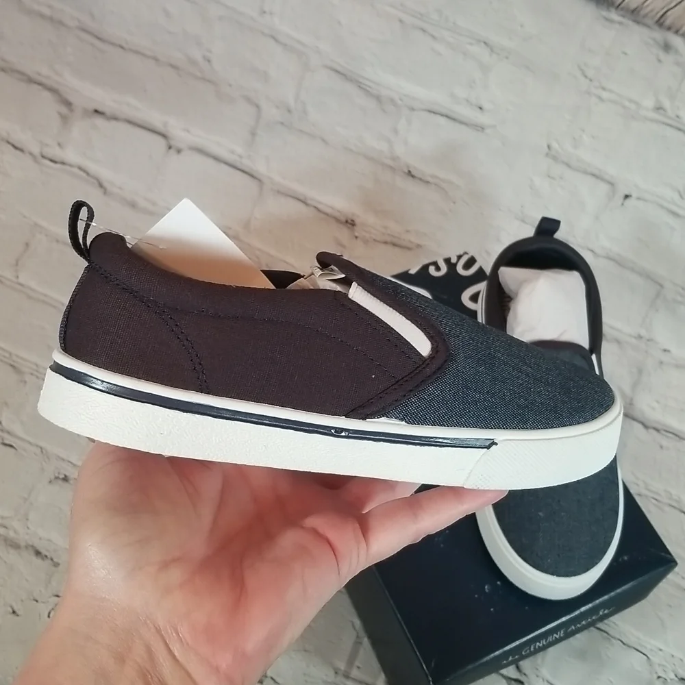 OshKosh Bgosh boys slip